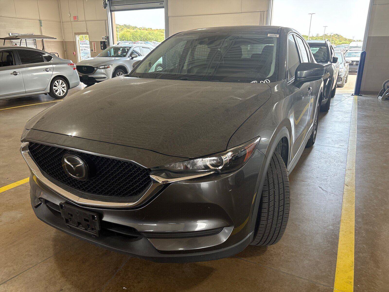 Used 2020 MAZDA CX-5 Touring FWD image 2