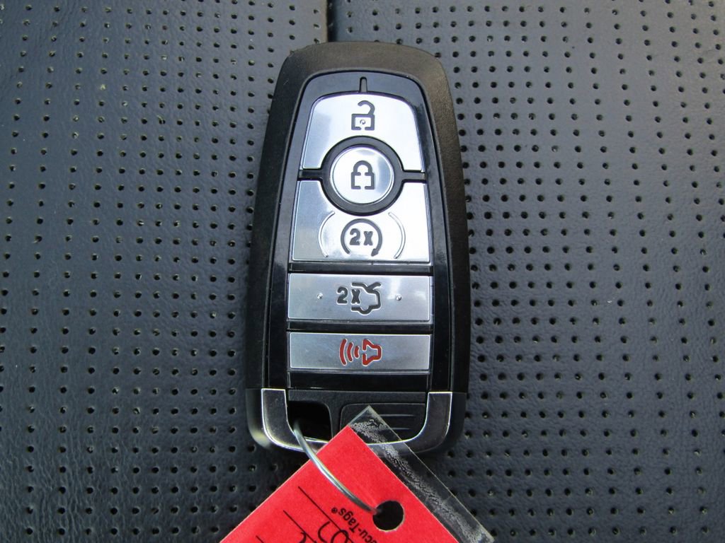 Used 2025 Ford Mustang GT Premium RWD image 36