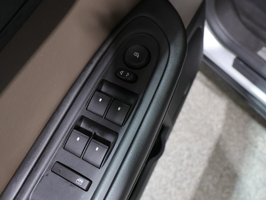 Used 2013 GMC Acadia SLT AWD/4WD image 14