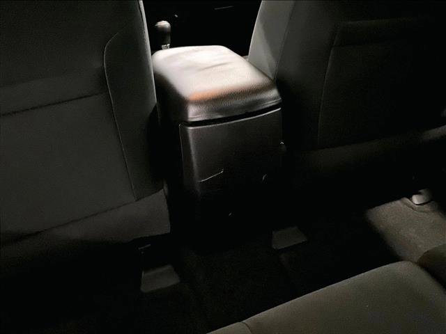 Used 2018 Toyota RAV4 LE image 25