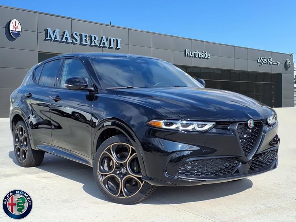 New 2025 Alfa Romeo Tonale AWD/4WD image 1