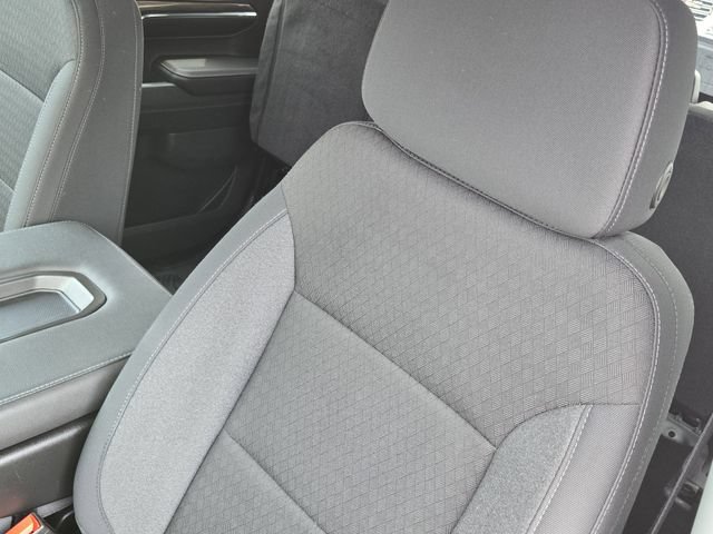Used 2024 Chevrolet Silverado 1500 LT AWD/4WD image 23