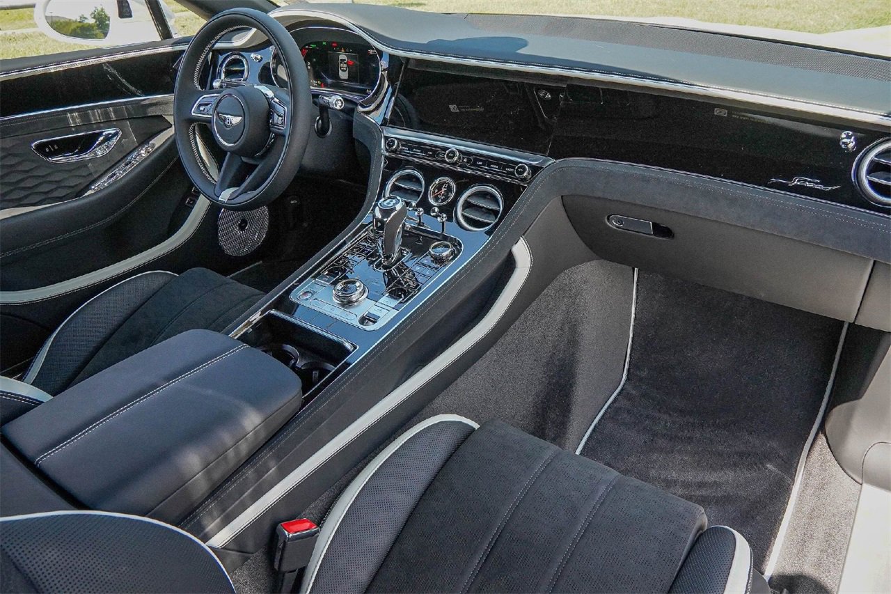 New 2025 Bentley Continental GT Speed image 4