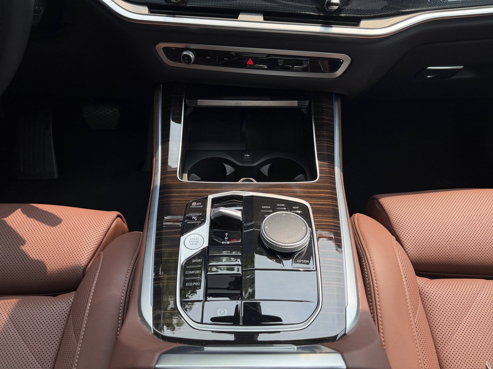 Used 2025 BMW X5 xDrive40i w/ Premium Package AWD/4WD image 15