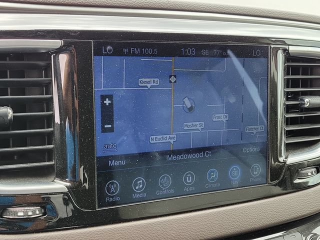 Used 2017 Chrysler Pacifica Touring-L Plus w/ Advanced Safetytec Group FWD image 15