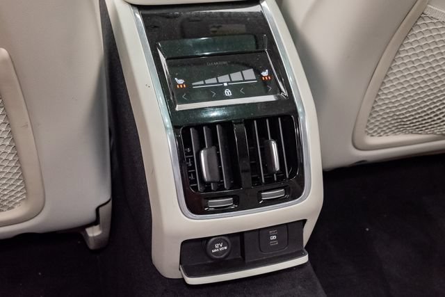 Used 2023 Volvo S90 B6 Plus AWD/4WD image 27