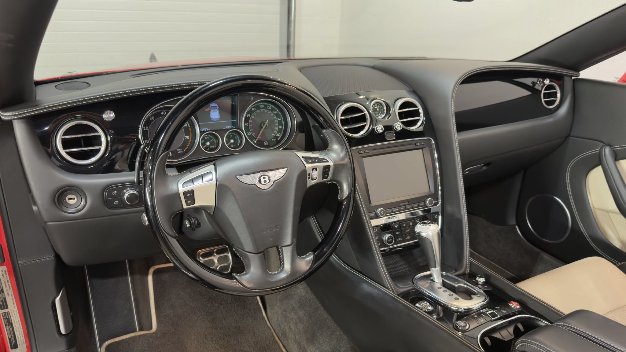 Used 2015 Bentley Continental GT AWD/4WD image 49