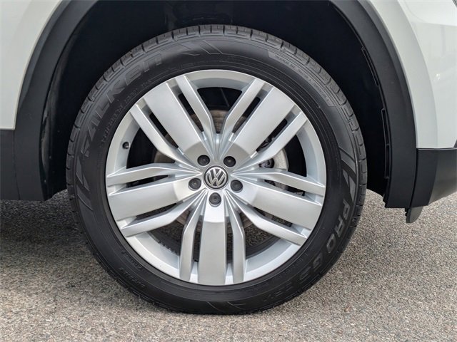 Used 2019 Volkswagen Atlas SE w/ Towing Package image 11