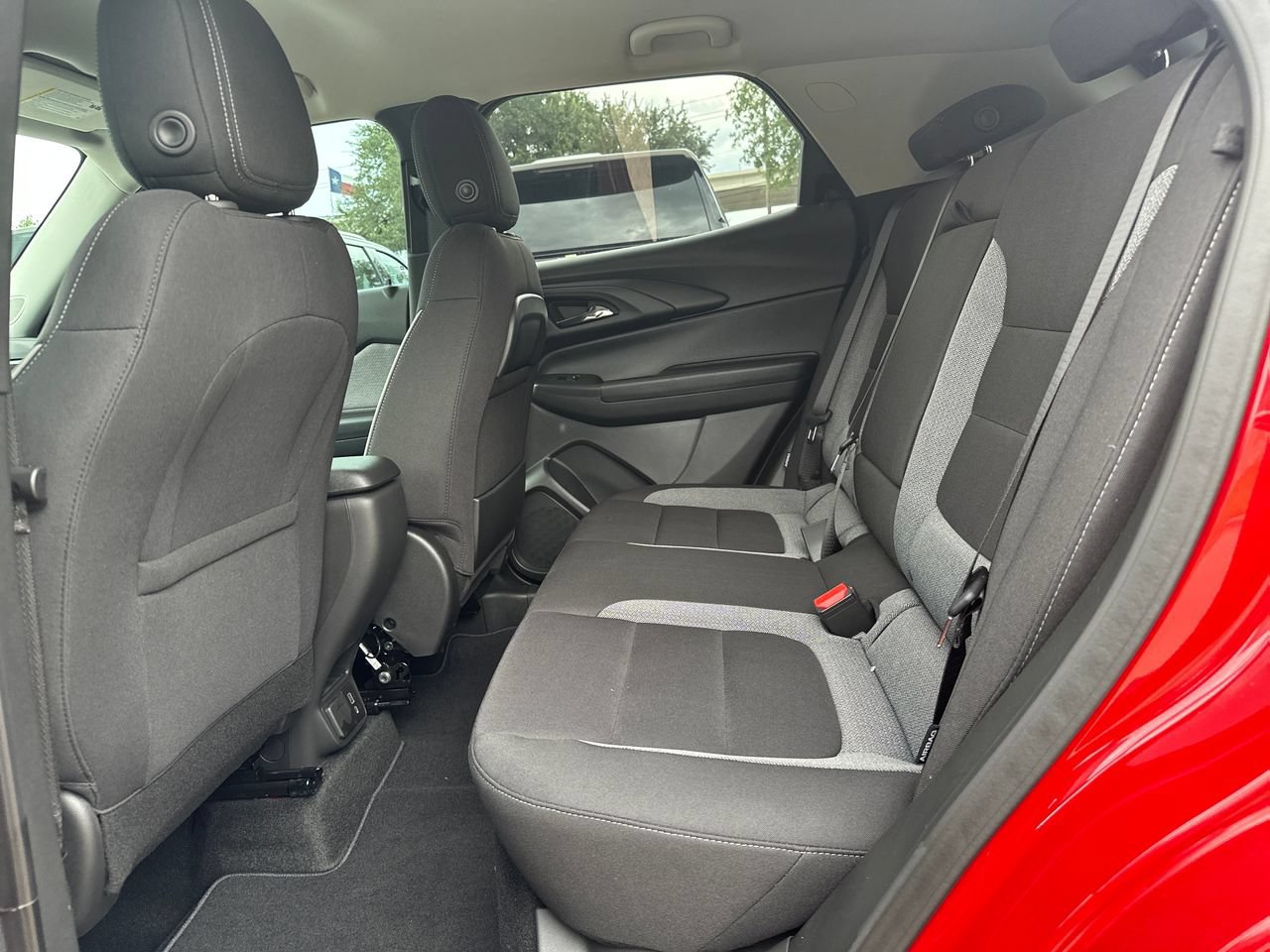 New 2026 Chevrolet TrailBlazer LT w/ Convenience Package FWD image 25