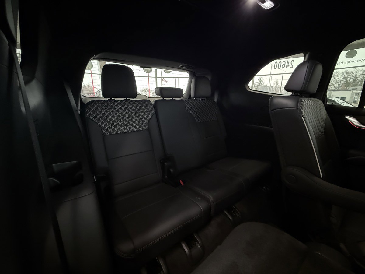 Used 2024 GMC Acadia Denali w/ Super Cruise Package FWD image 32