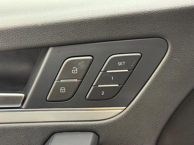 Certified 2025 Audi Q5 2.0T Premium w/ Convenience Plus Package image 14