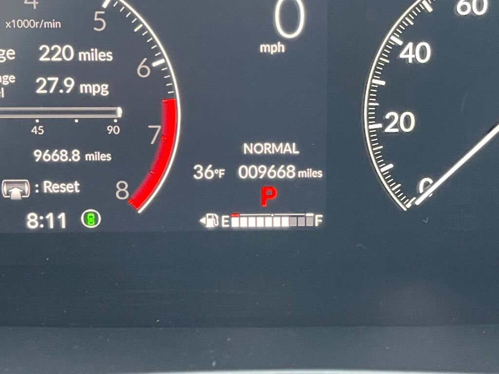 Used 2024 Honda CR-V LX image 3