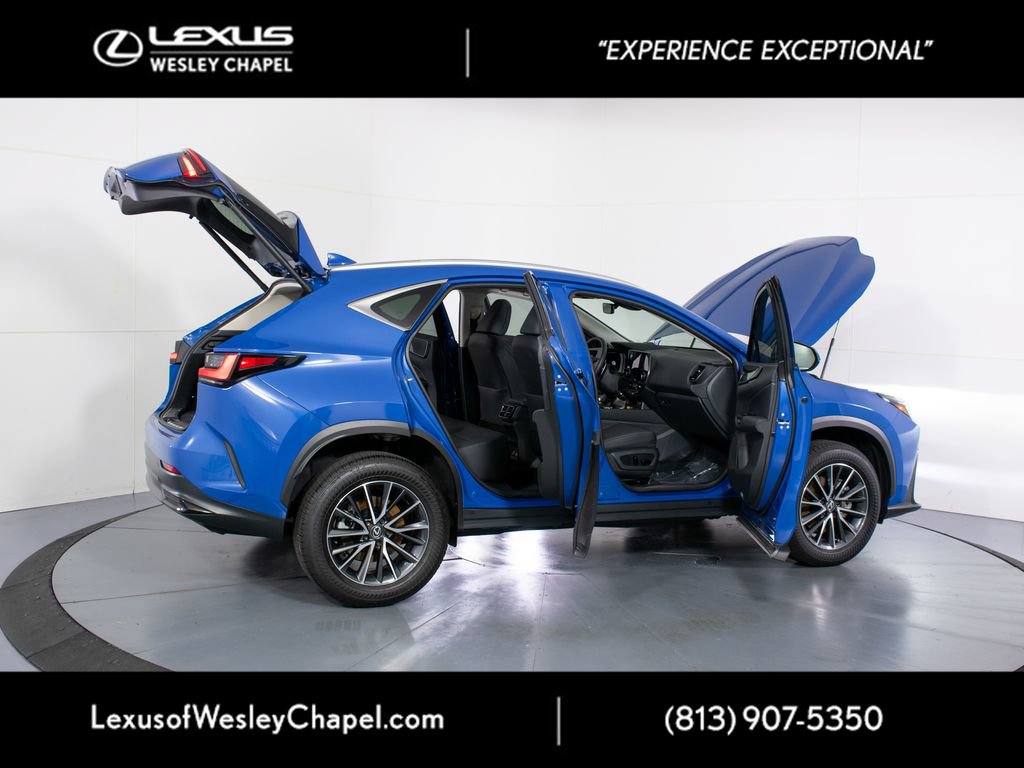 Used 2025 Lexus NX 250 FWD w/ Towing Package (2000 Lbs) image 17