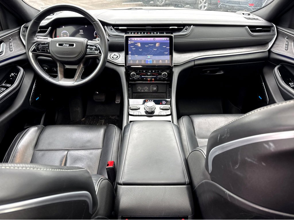 Used 2022 Jeep Grand Cherokee L Overland w/ Luxury Tech Group IV image 14