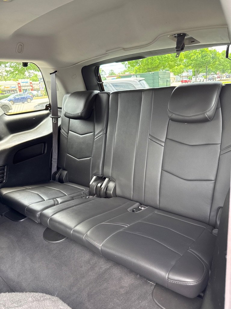 Used 2016 Cadillac Escalade Premium AWD/4WD image 8