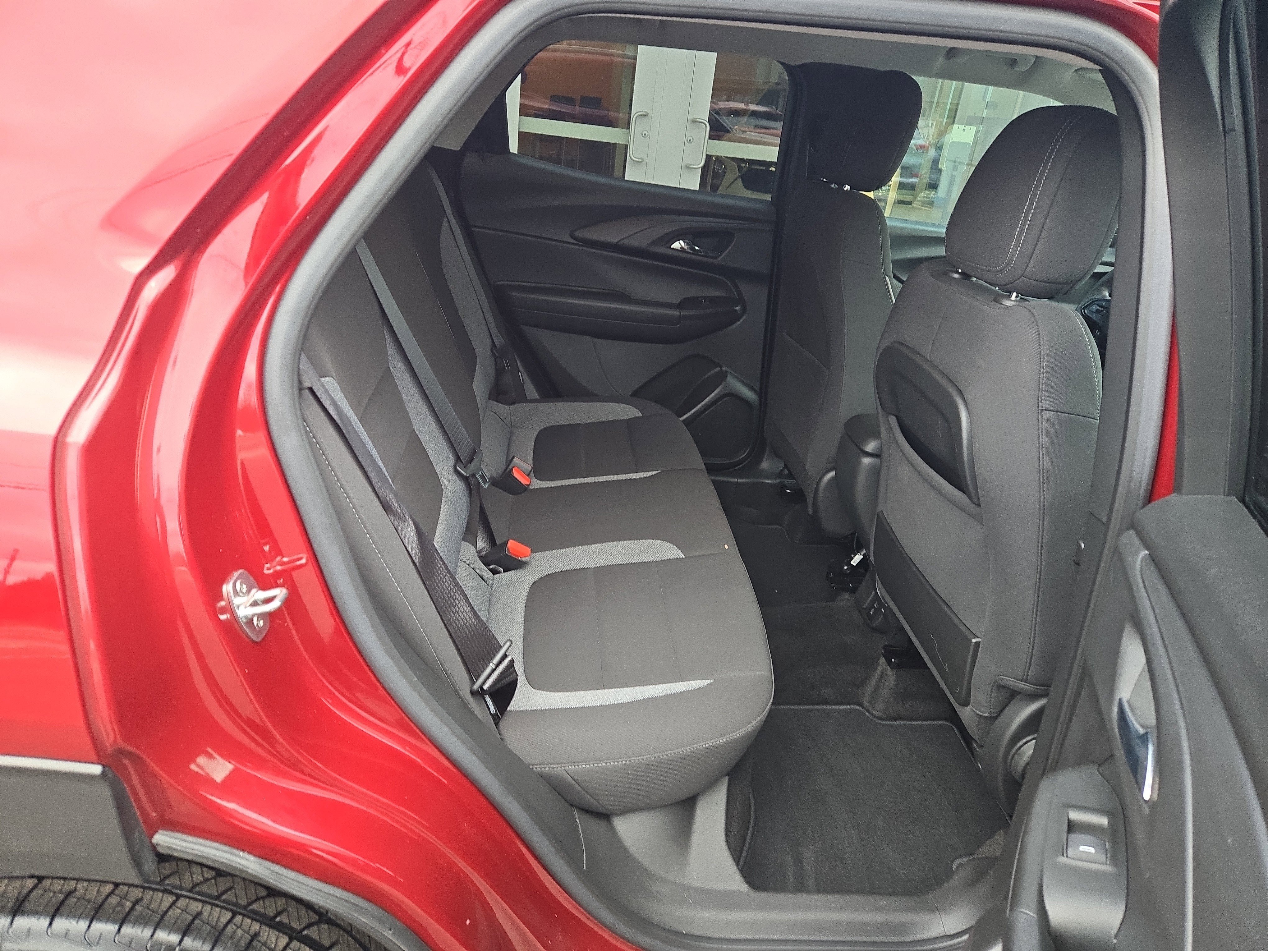 Certified 2023 Chevrolet TrailBlazer LT w/ Convenience Package image 17