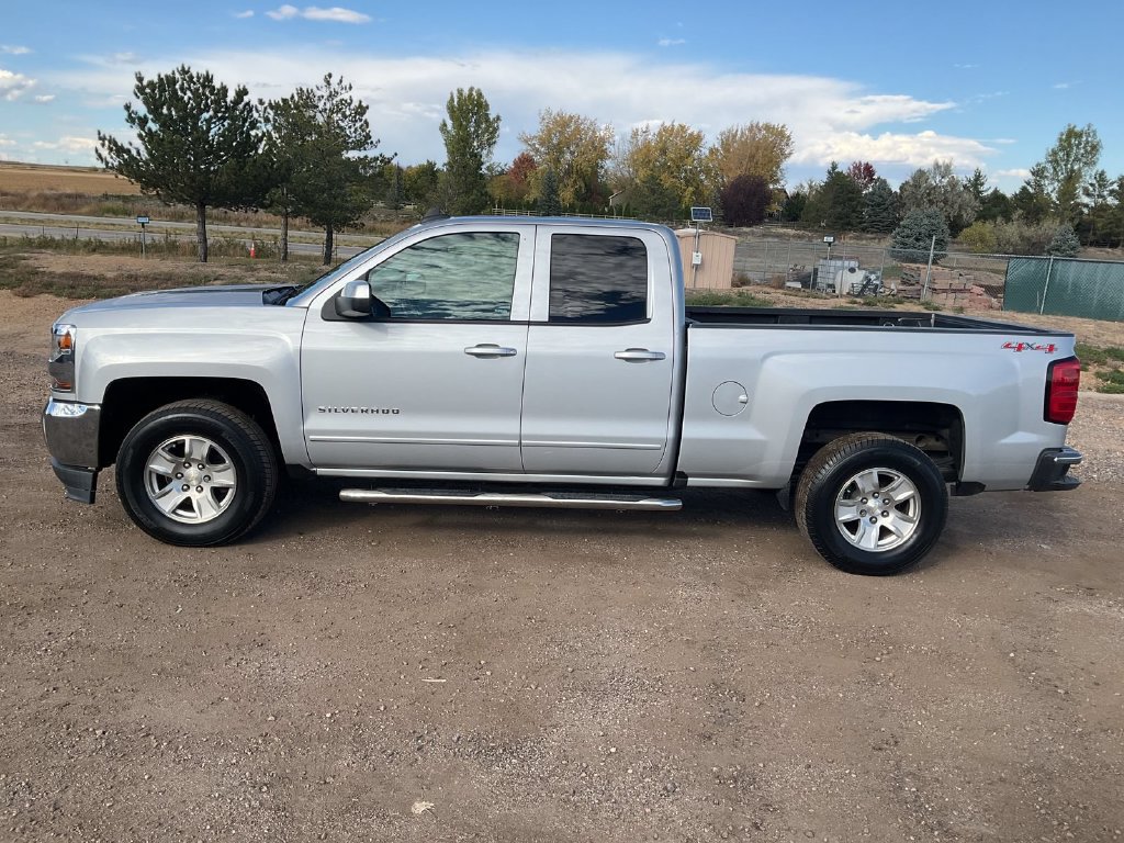 Used 2016 Chevrolet Silverado 1500 LT w/ All Star Edition AWD/4WD image 10