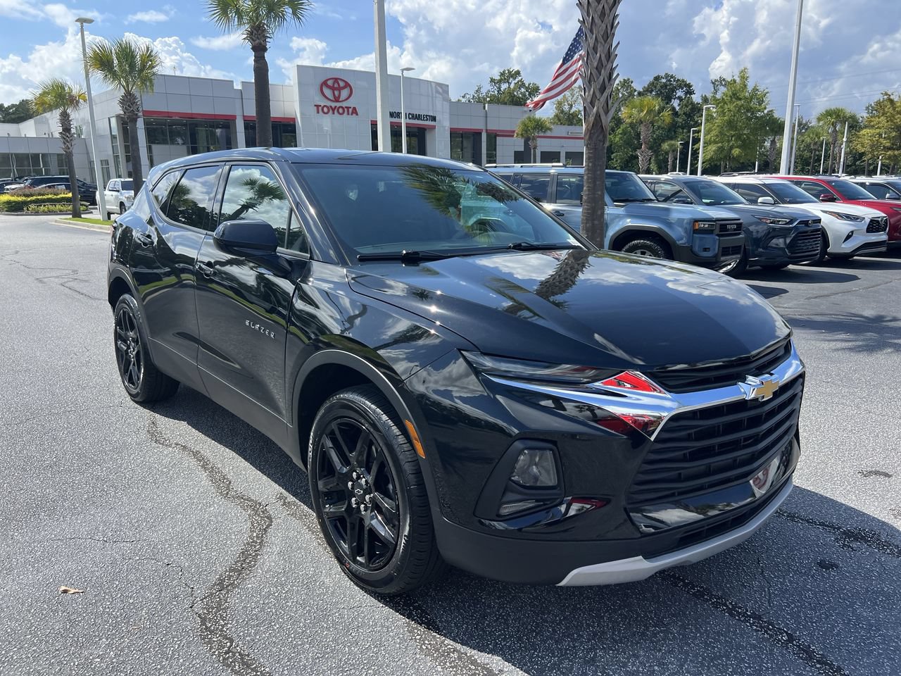 Used 2022 Chevrolet Blazer LT w/ LPO, Floor Liner Package FWD image 2