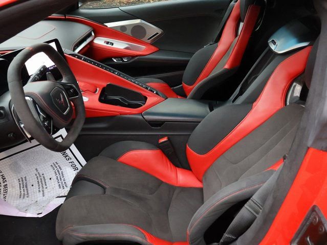 Used 2021 Chevrolet Corvette Stingray Premium Cpe w/ Z51 Performance Package image 37