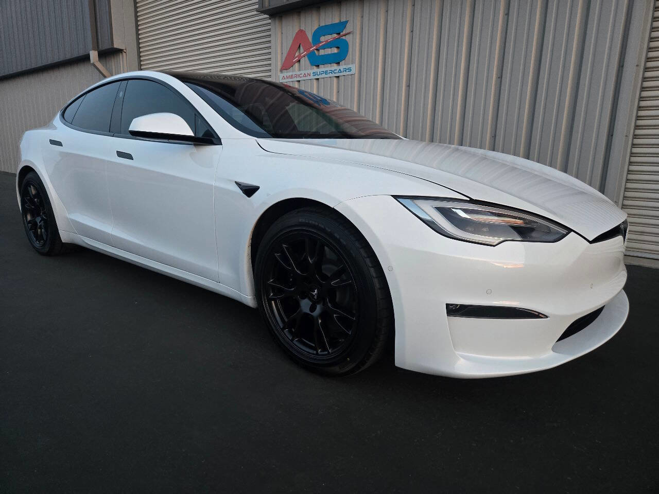 Used 2022 Tesla Model S AWD/4WD image 11