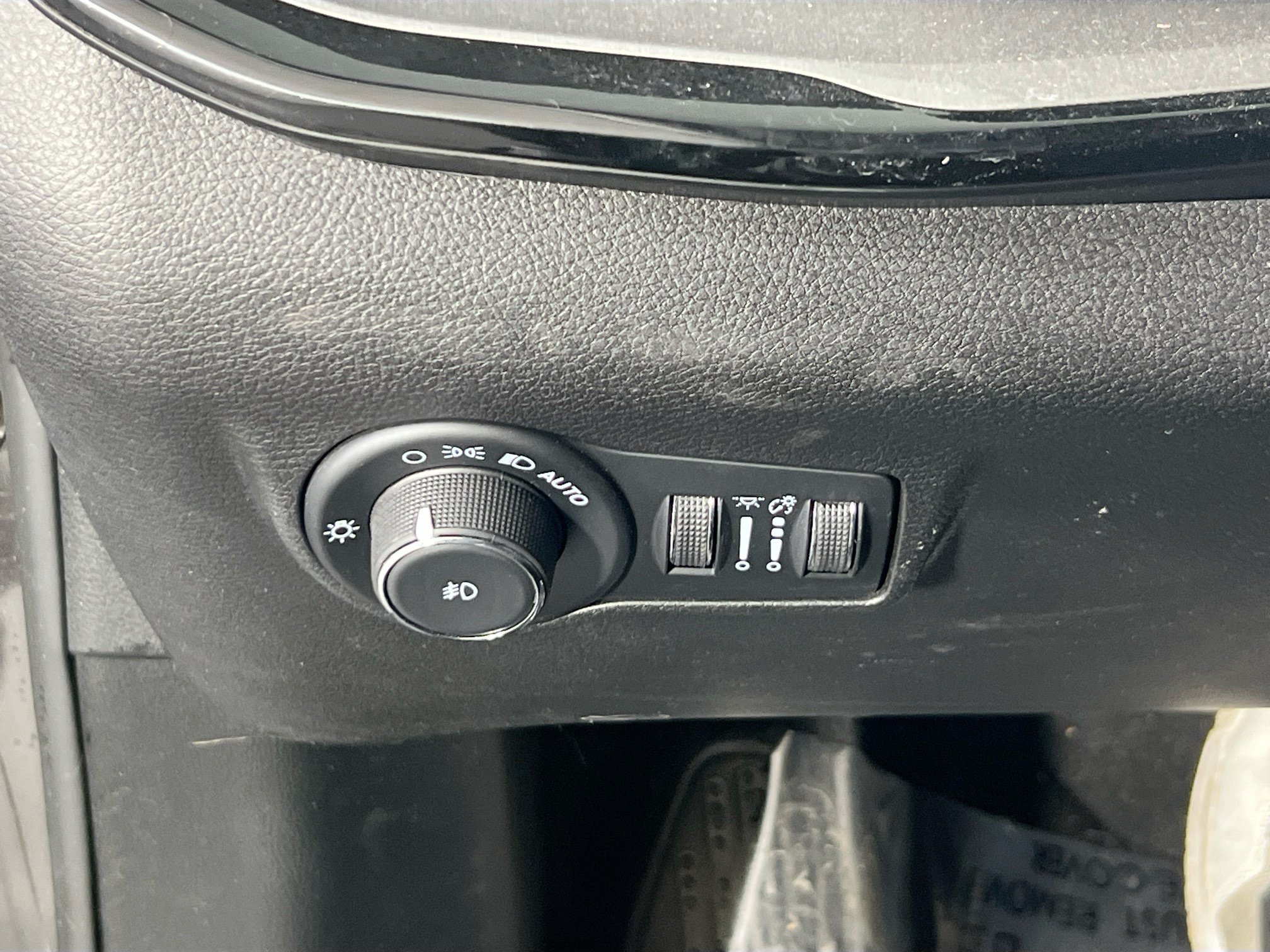 Used 2022 Jeep Compass Trailhawk AWD/4WD image 10