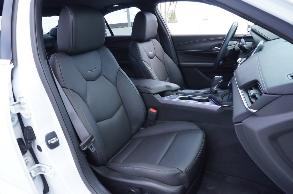Certified 2023 Cadillac CT4 Premium Luxury RWD image 12