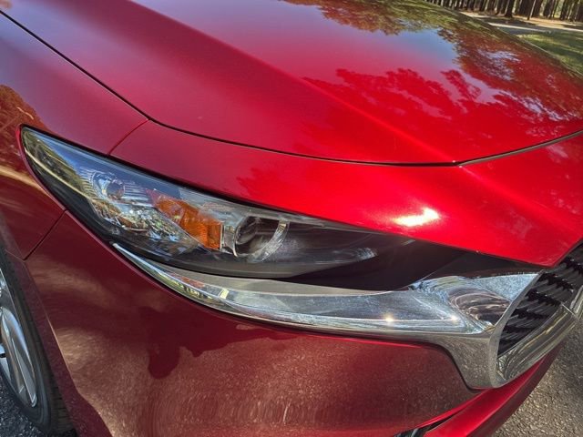 Used 2019 MAZDA MAZDA3 Sedan w/ Preferred Package FWD image 9