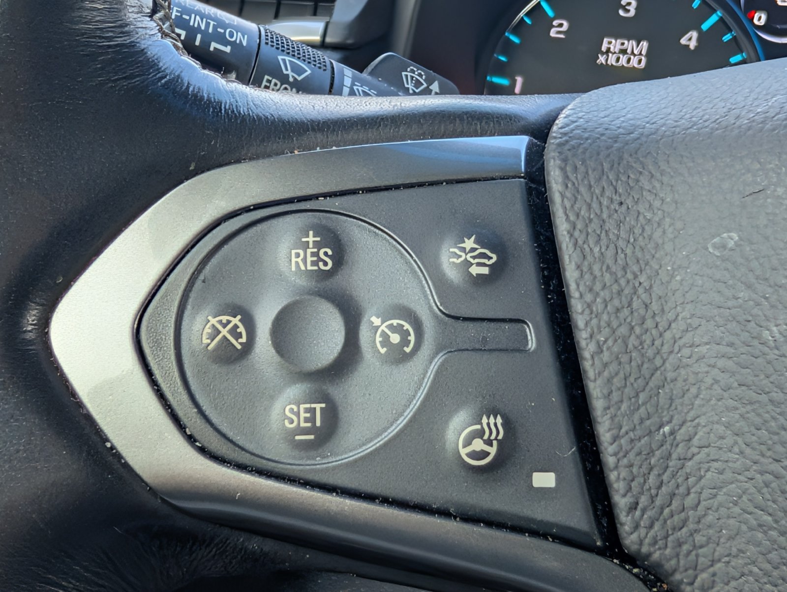 Used 2019 Chevrolet Tahoe Premier w/ Premier Plus Edition AWD/4WD image 19