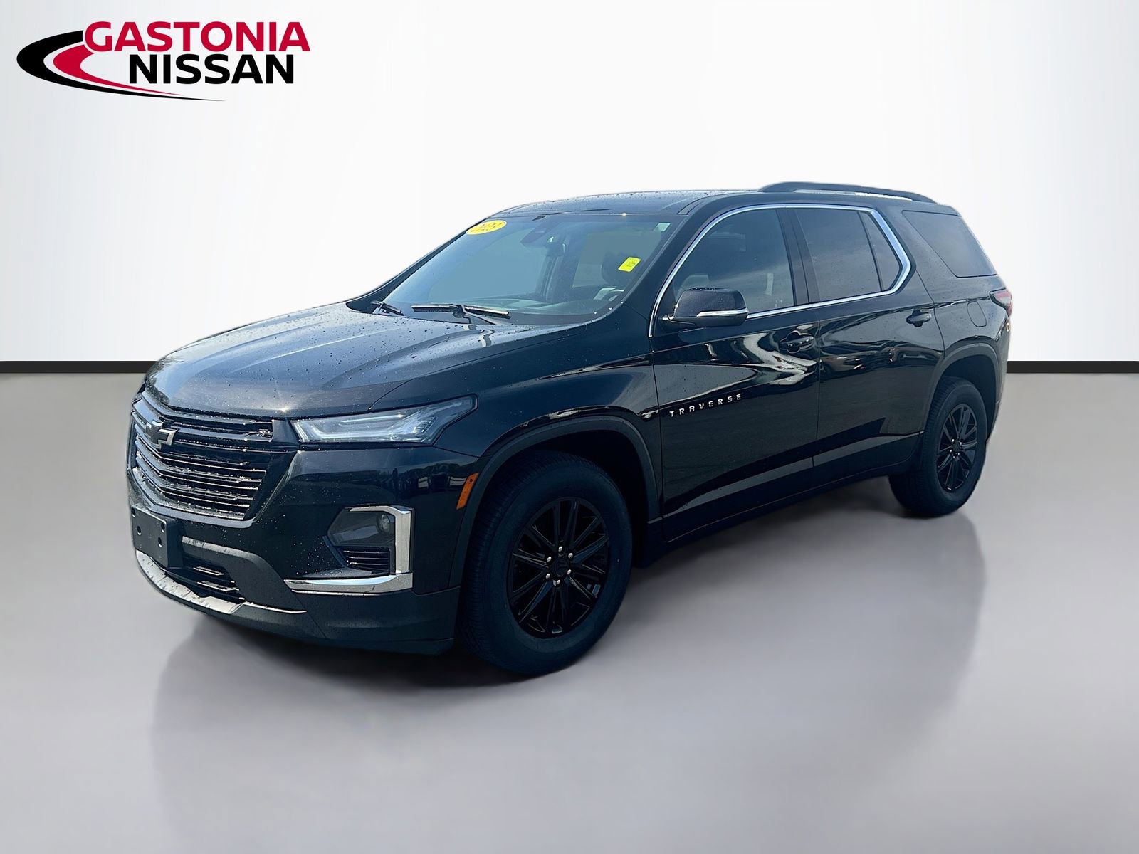 Used 2023 Chevrolet Traverse LT w/ LPO, Floor Liner Package video 3