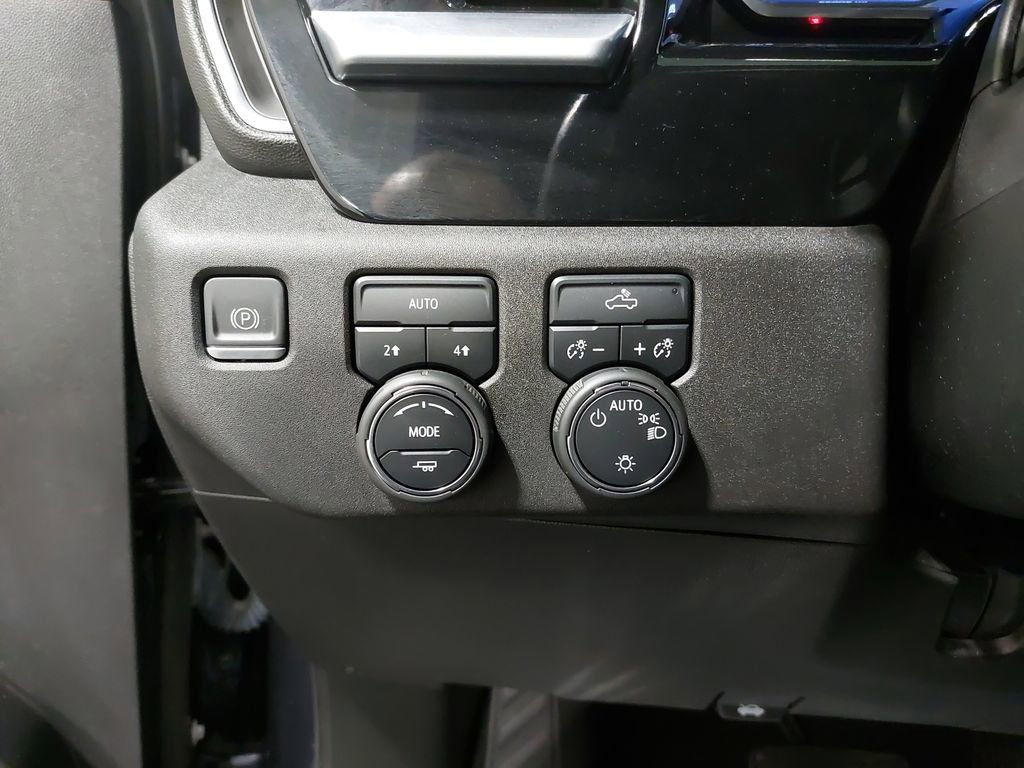 Used 2022 Chevrolet Silverado 1500 LT image 26