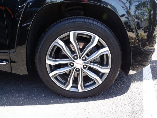 Used 2018 GMC Terrain Denali w/ Advanced Safety Package image 7