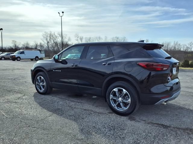 Used 2025 Chevrolet Blazer LT FWD image 29