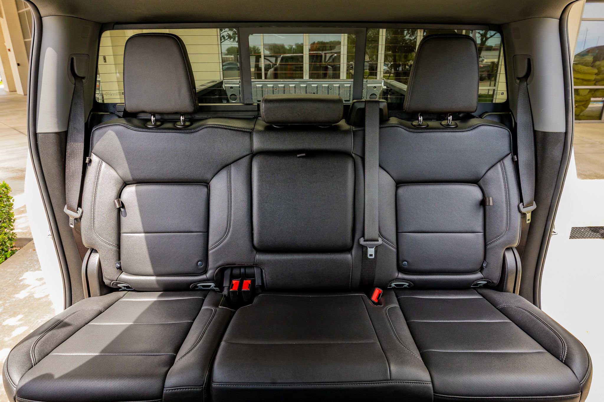 Used 2024 GMC Sierra 3500 SLT w/ SLT Premium Package AWD/4WD image 35