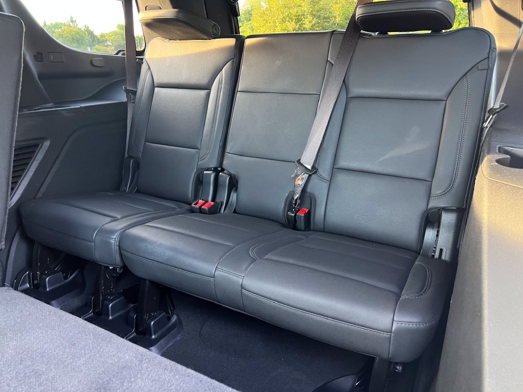 Used 2025 Chevrolet Tahoe LT AWD/4WD image 16