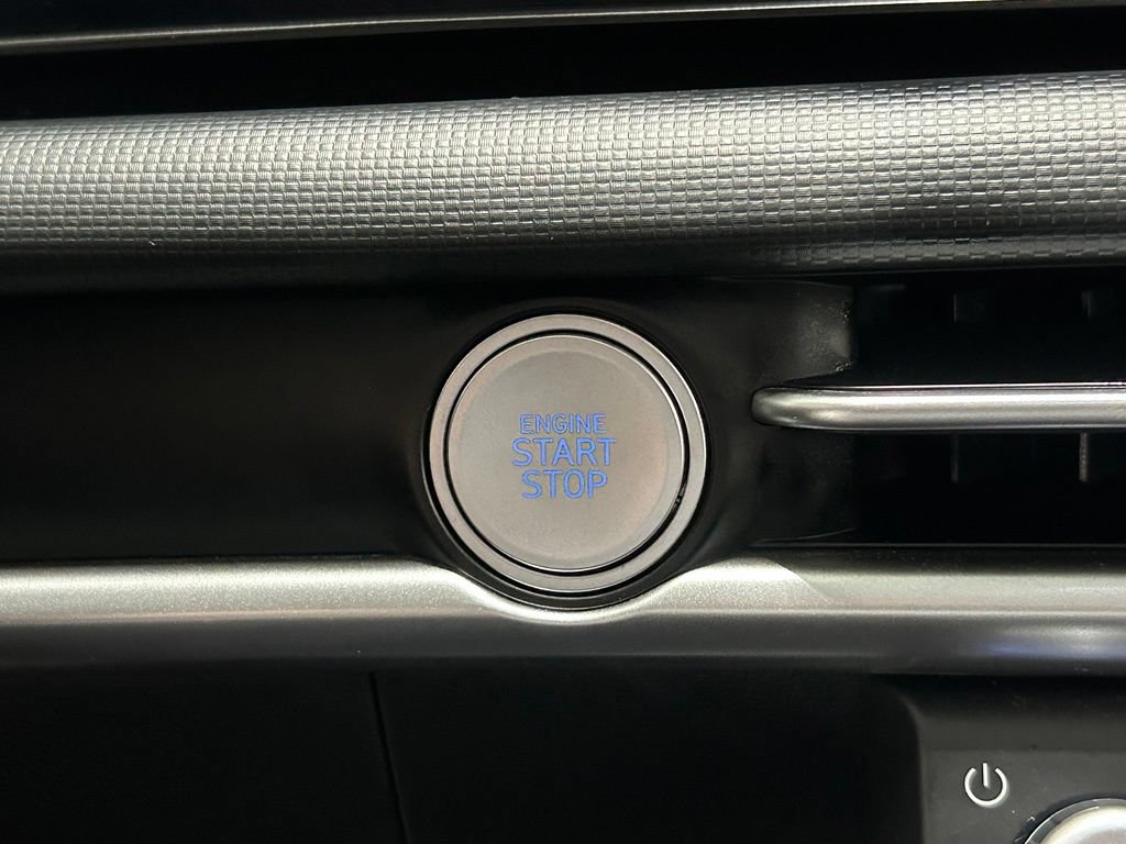Used 2025 Hyundai Tucson SE FWD image 14
