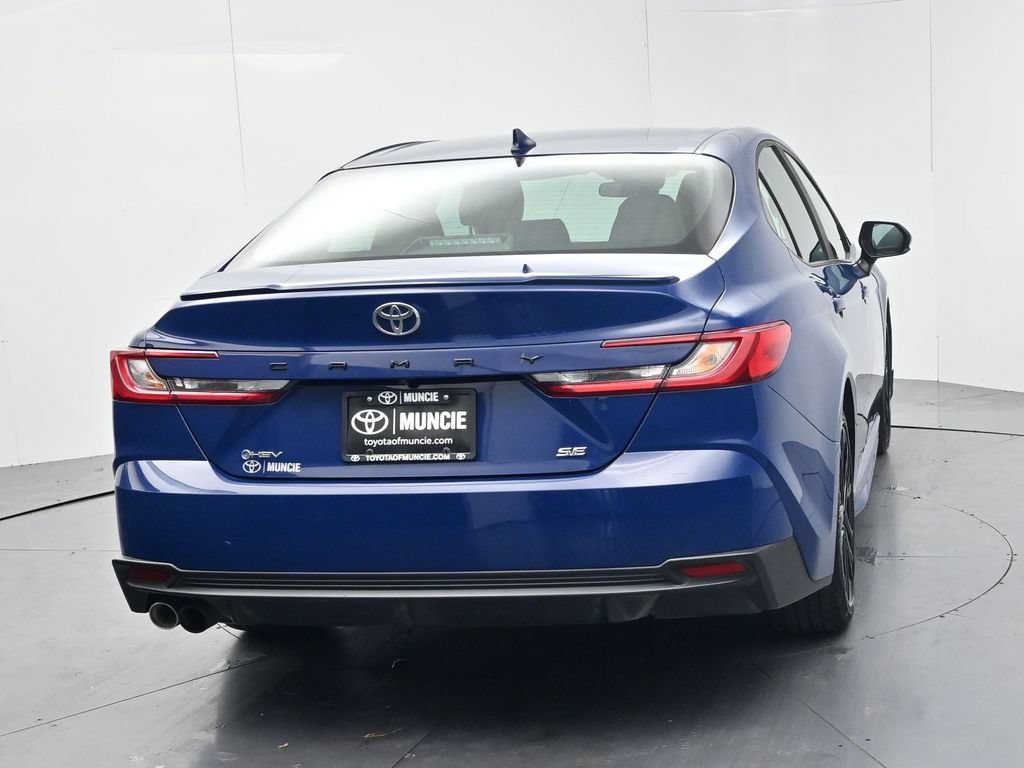 Used 2025 Toyota Camry SE FWD image 7