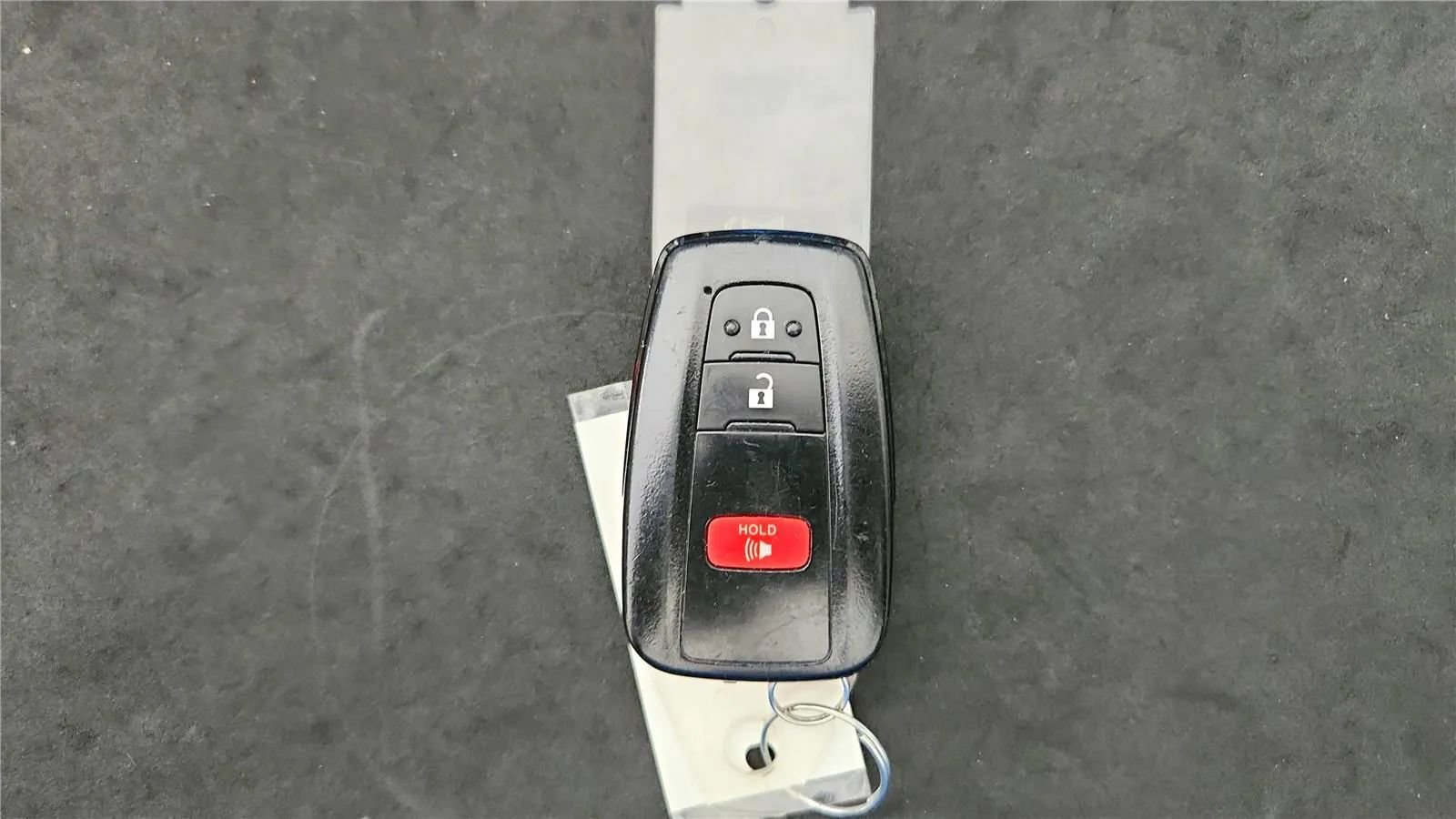 Used 2024 Toyota RAV4 XLE FWD image 21
