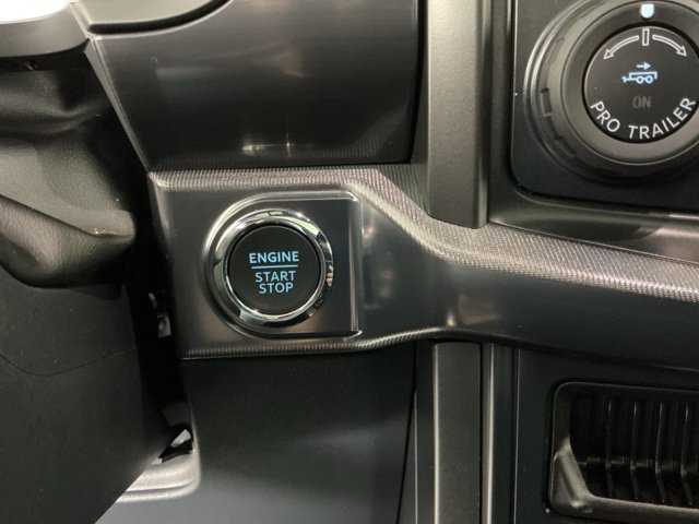 Used 2025 Ford F150 Lariat AWD/4WD image 25