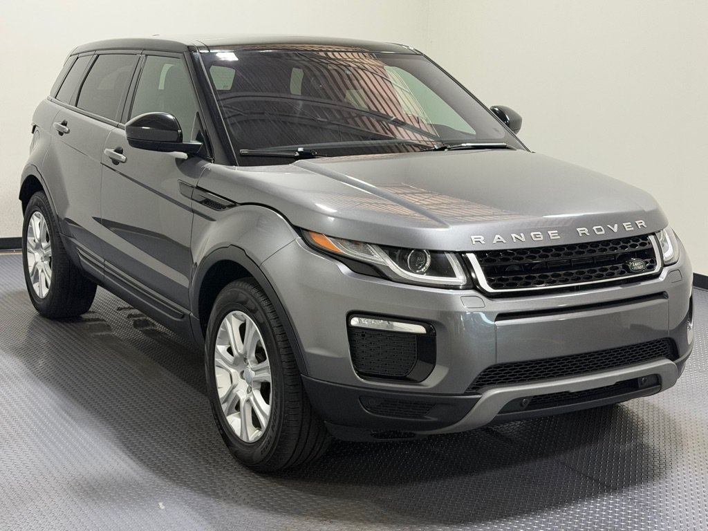 Used 2018 Land Rover Range Rover Evoque SE Premium AWD/4WD image 4