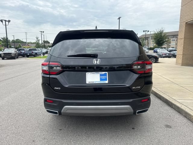 Certified 2024 Honda Pilot Elite image 3
