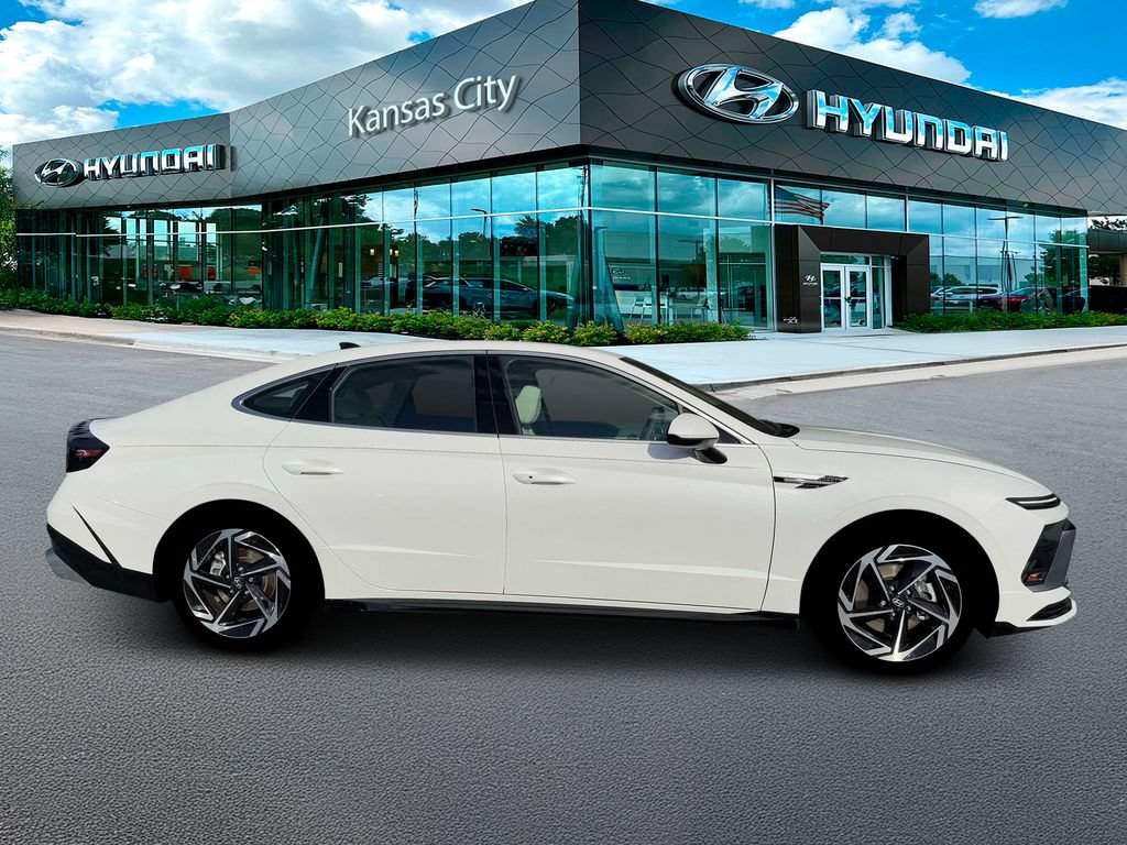 New 2026 Hyundai Sonata SEL AWD/4WD image 9
