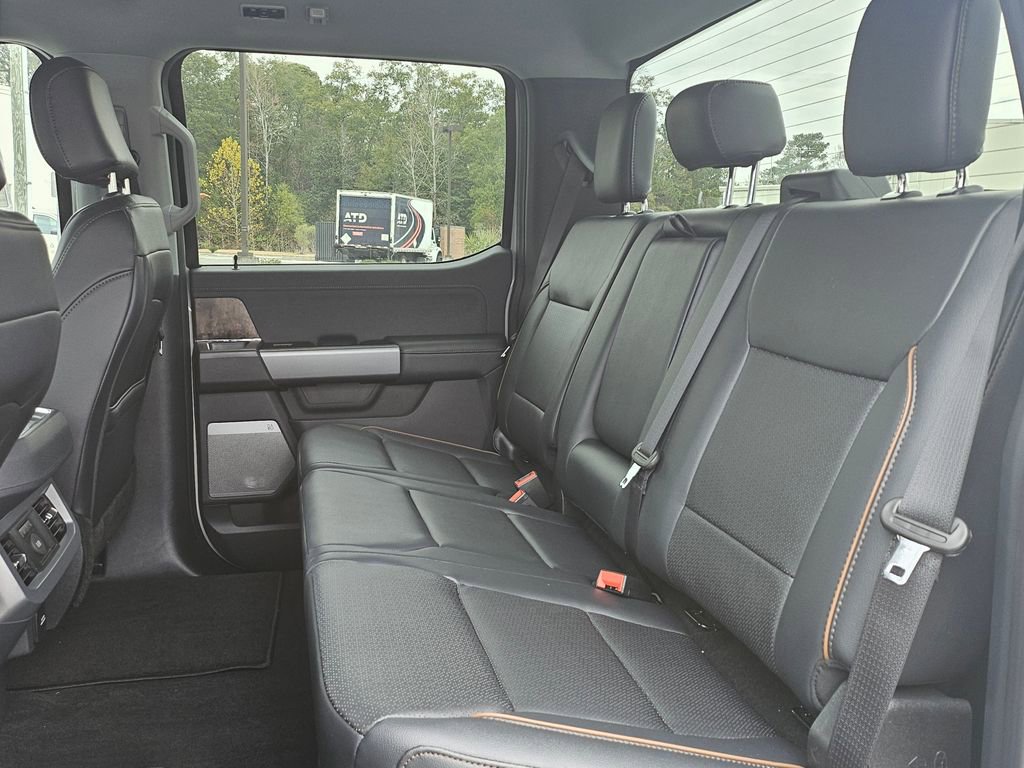New 2026 Ford F250 Lariat w/ FX4 Off-Road Package image 5