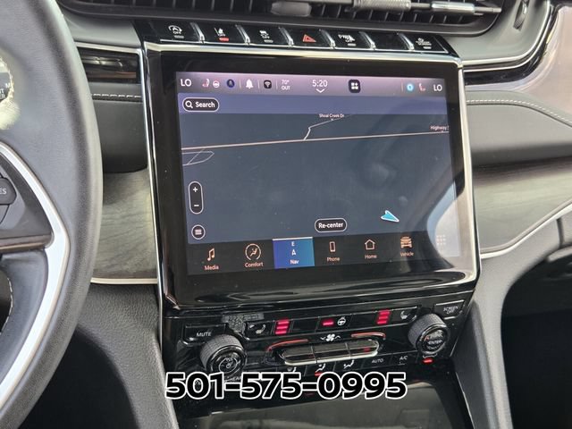 Used 2022 Jeep Grand Cherokee Limited AWD/4WD image 21