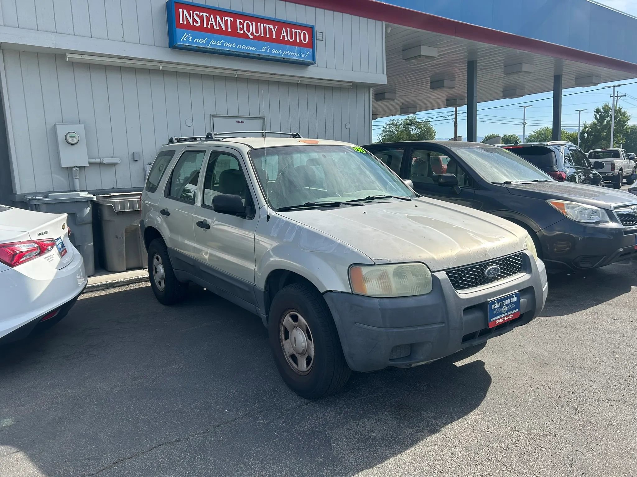 Used 2003 Ford Escape XLS AWD/4WD image 2