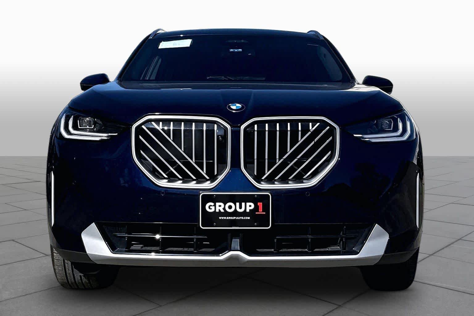 Used 2026 BMW X3 xDrive30i w/ Premium Package AWD/4WD image 3