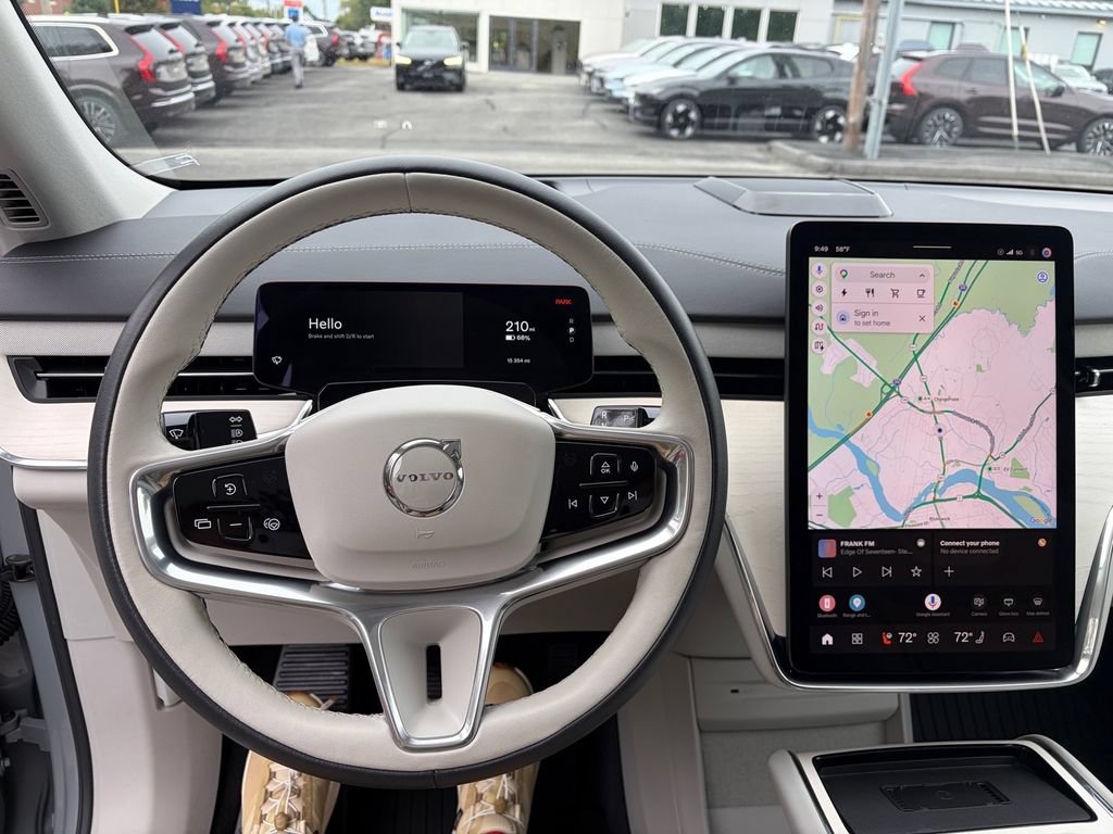 Certified 2025 Volvo EX90 Ultra AWD/4WD image 16