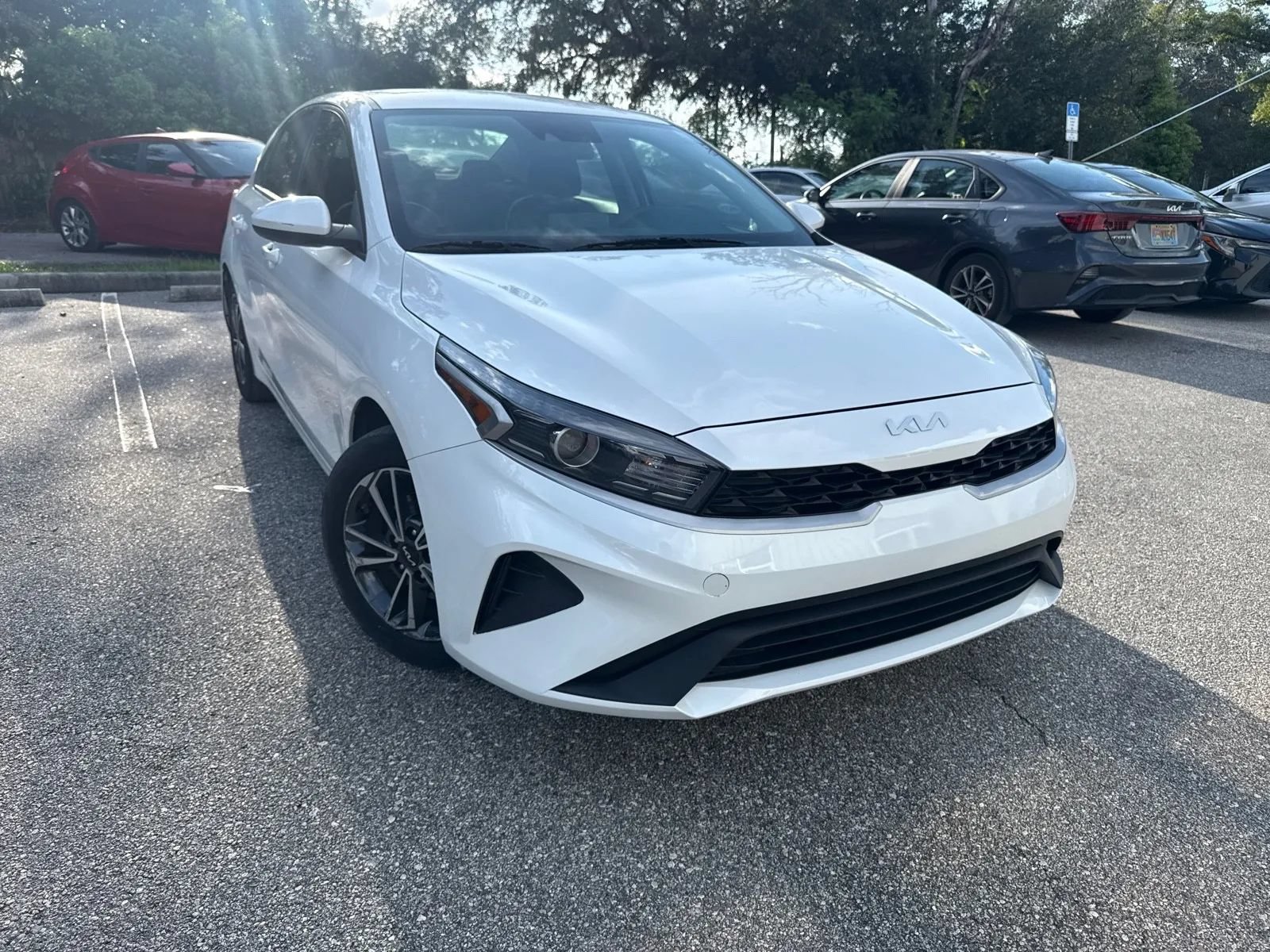 Used 2023 Kia Forte LXS FWD image 4