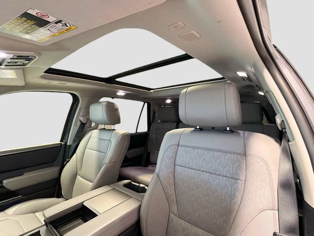 Certified 2024 Toyota Sequoia Limited w/ Tow Technology Package AWD/4WD image 19