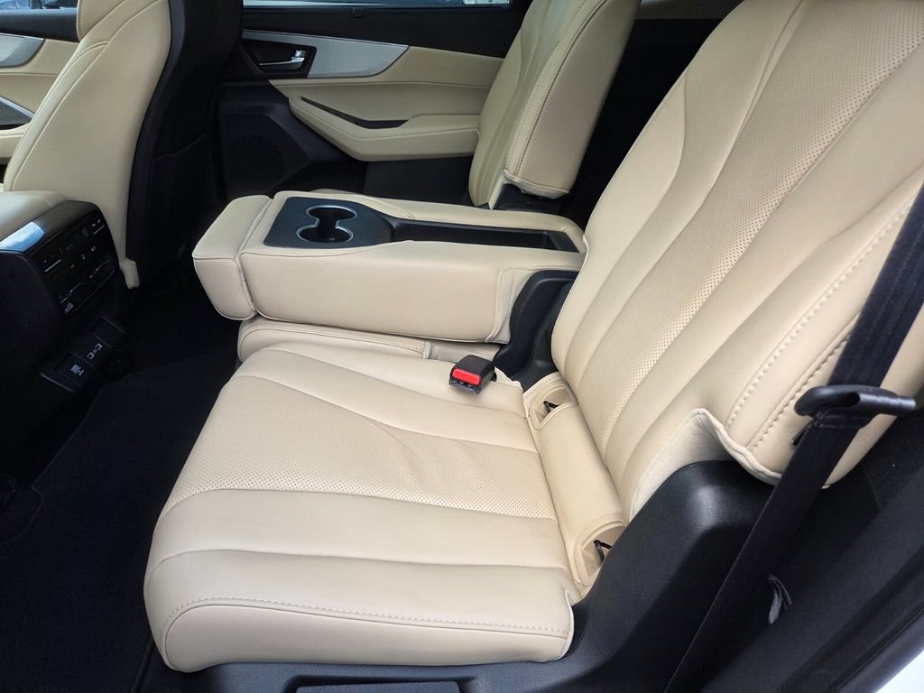 Certified 2023 Acura MDX w/ Technology Package FWD image 25