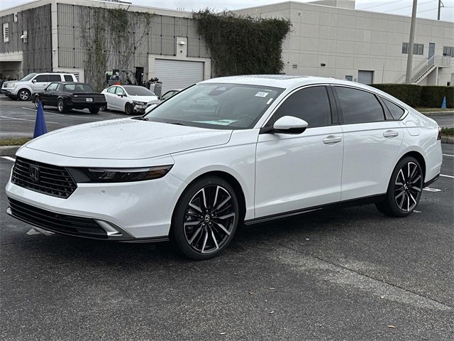 New 2025 Honda Accord Touring image 7